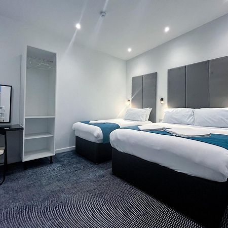 Atis The Park Inn Dover Bagian luar foto