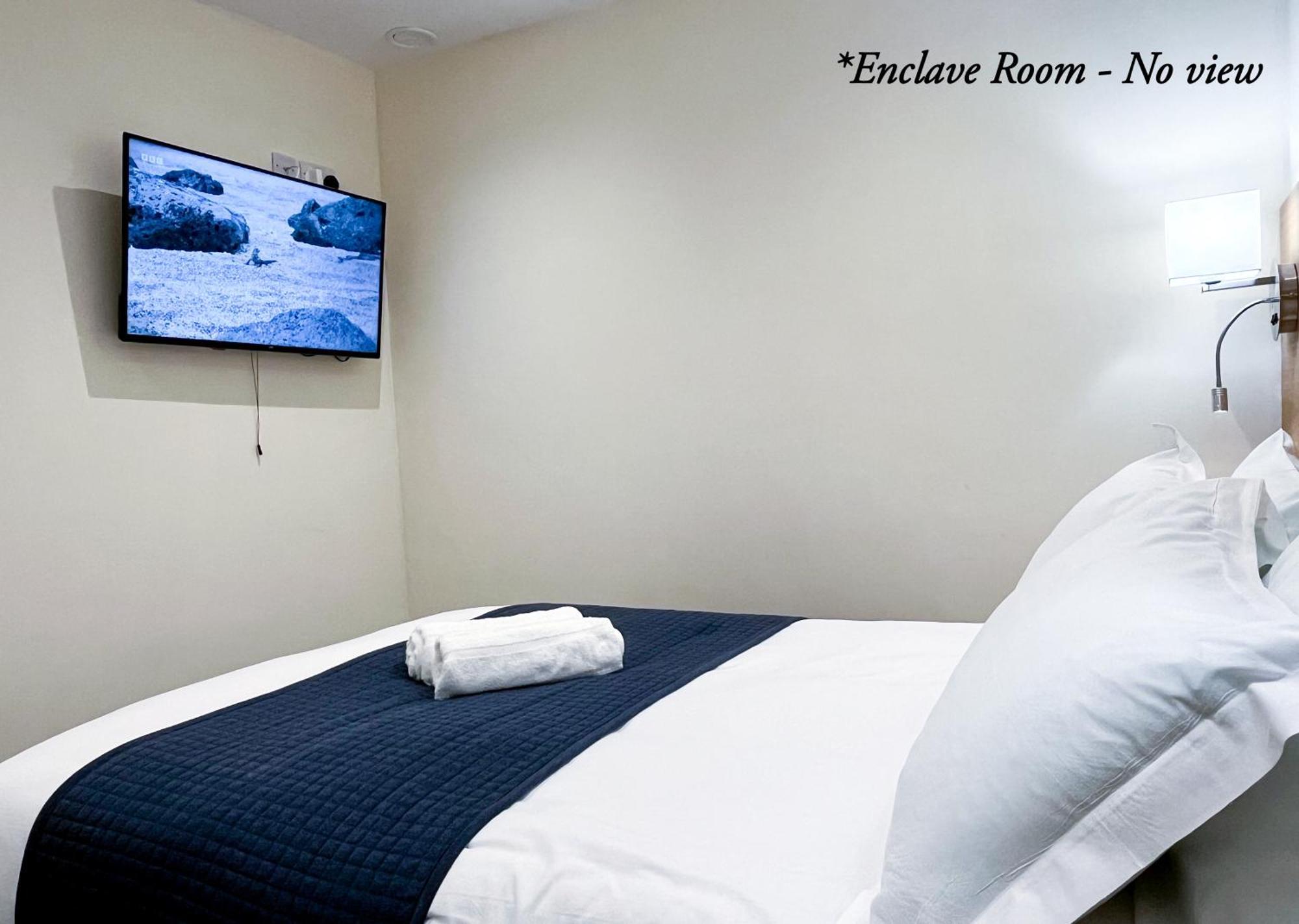 Atis The Park Inn Dover Bagian luar foto