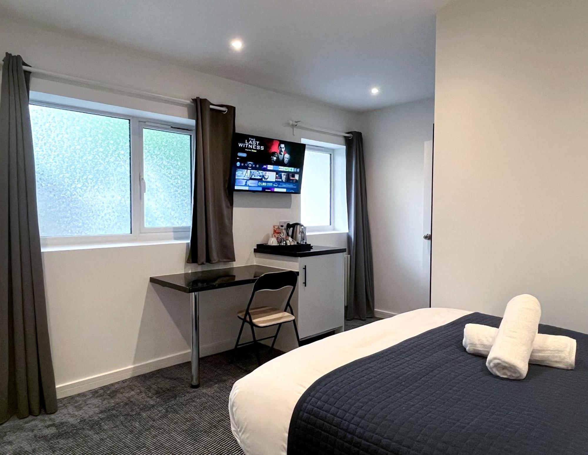 Atis The Park Inn Dover Bagian luar foto