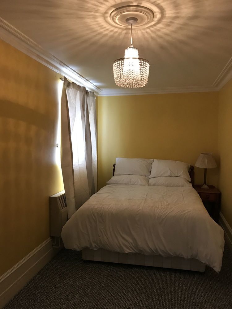 Atis The Park Inn Dover Bagian luar foto